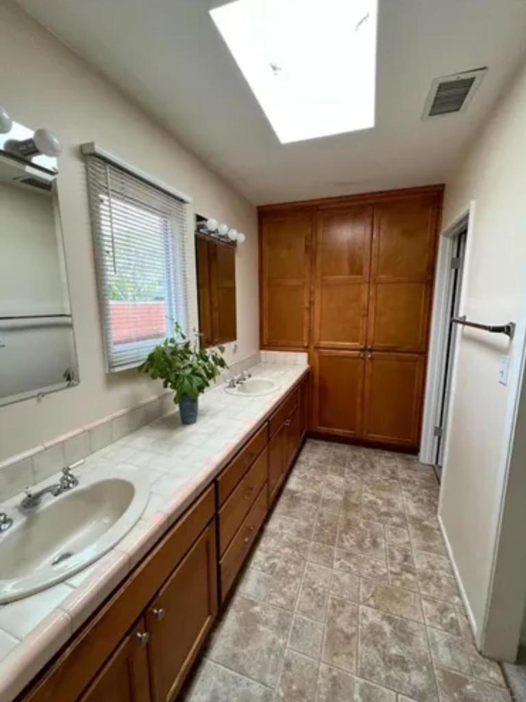 540 Country Club Lane Property Photo 19