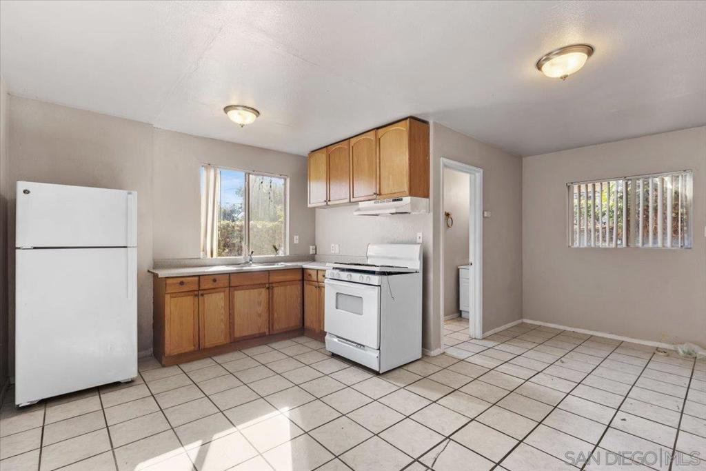 3658 60 Euclid Ave Property Photo 9
