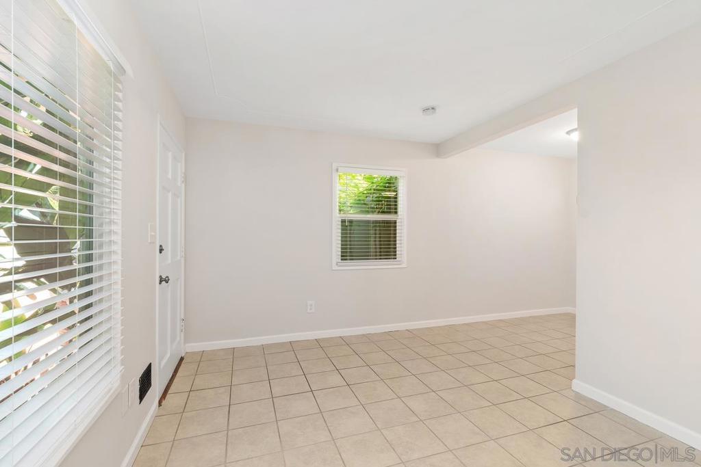4845 Long Branch Ave Property Photo 12
