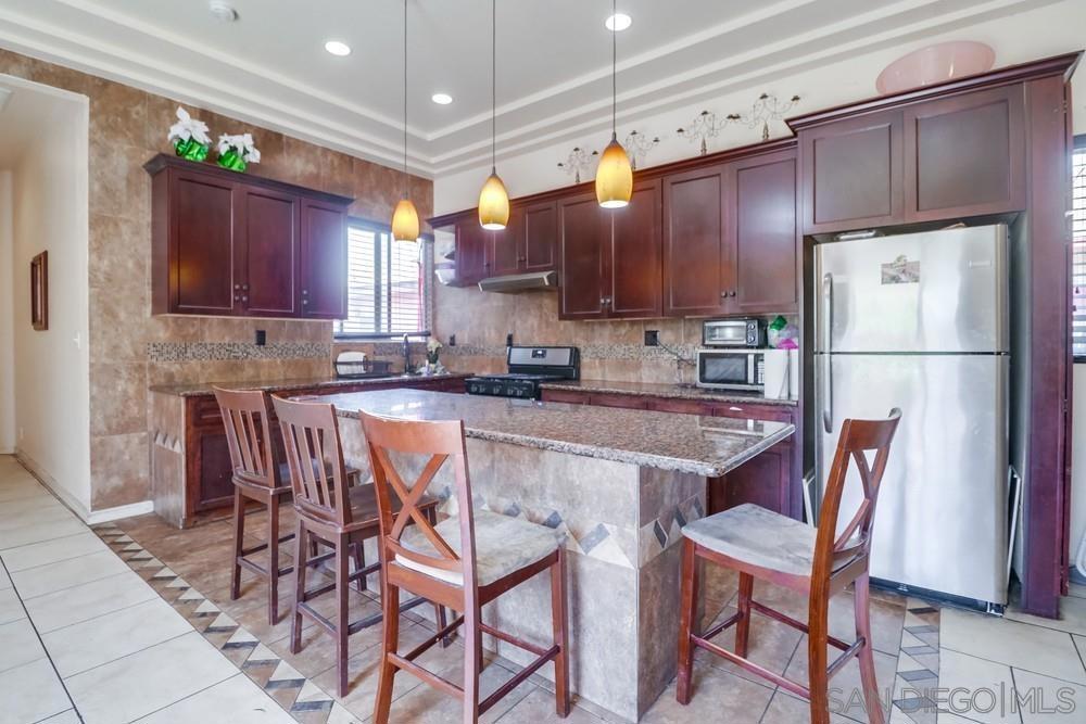 3521 Acacia Property Photo