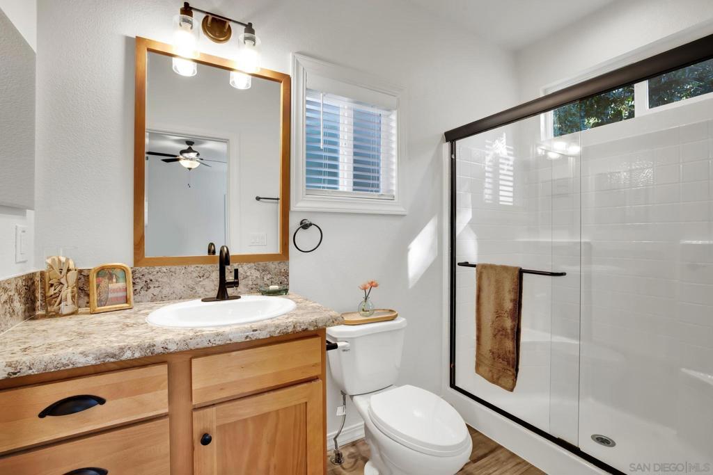 13217 Aurora Dr 28 Property Photo 21