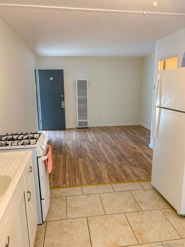4961 Coronado Ave. Property Photo 9