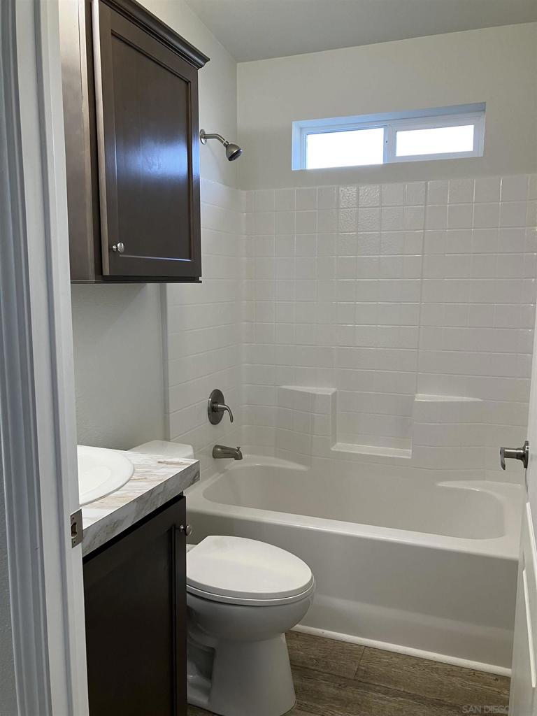 26250 E 9th Street 38 Property Photo 5