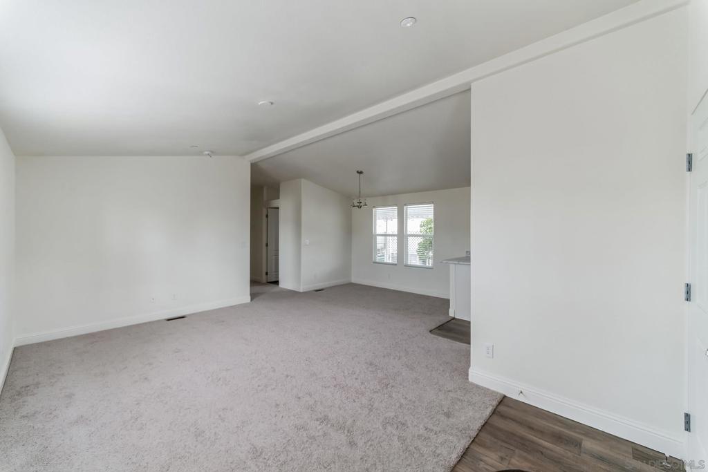 25521 N Lincoln Avenue 22 Property Photo 25