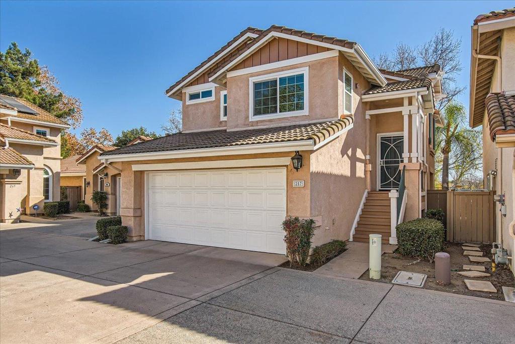 257 Brookview Property Photo
