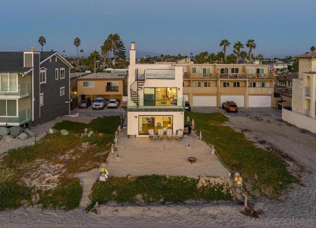 680 682 Ocean Ln Property Photo 1