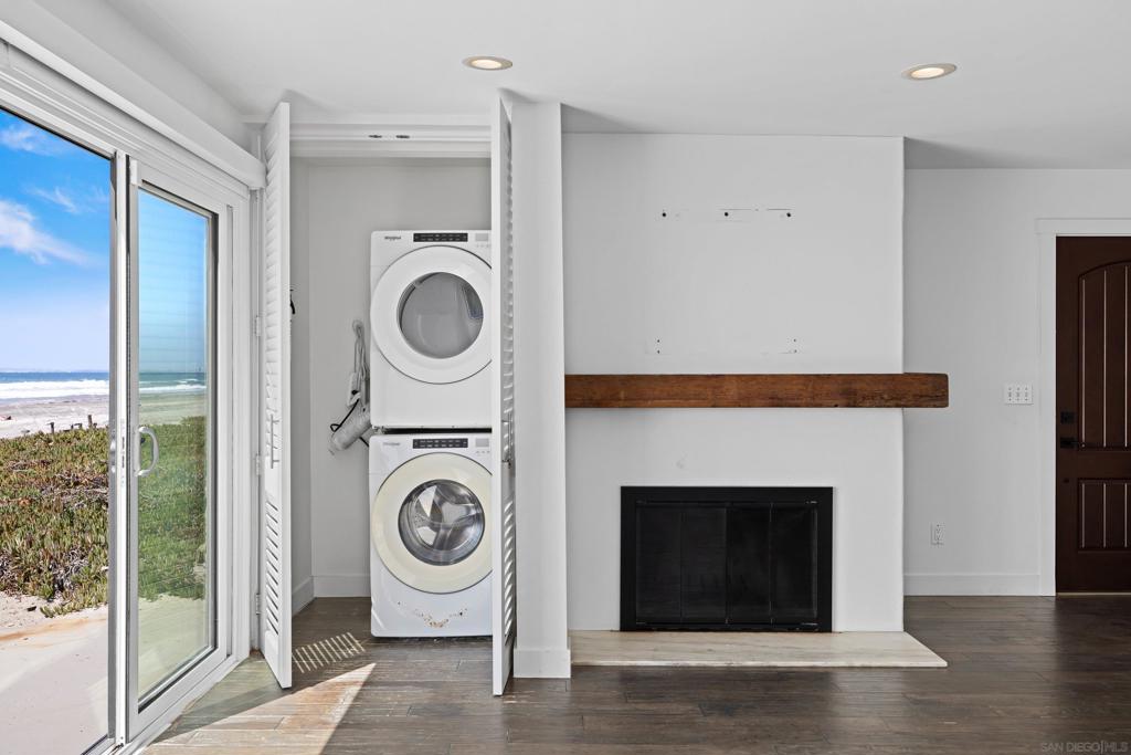 680 682 Ocean Ln Property Photo 14