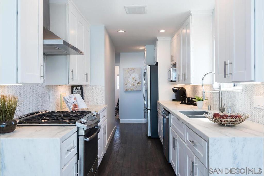 680 682 Ocean Ln Property Photo 15