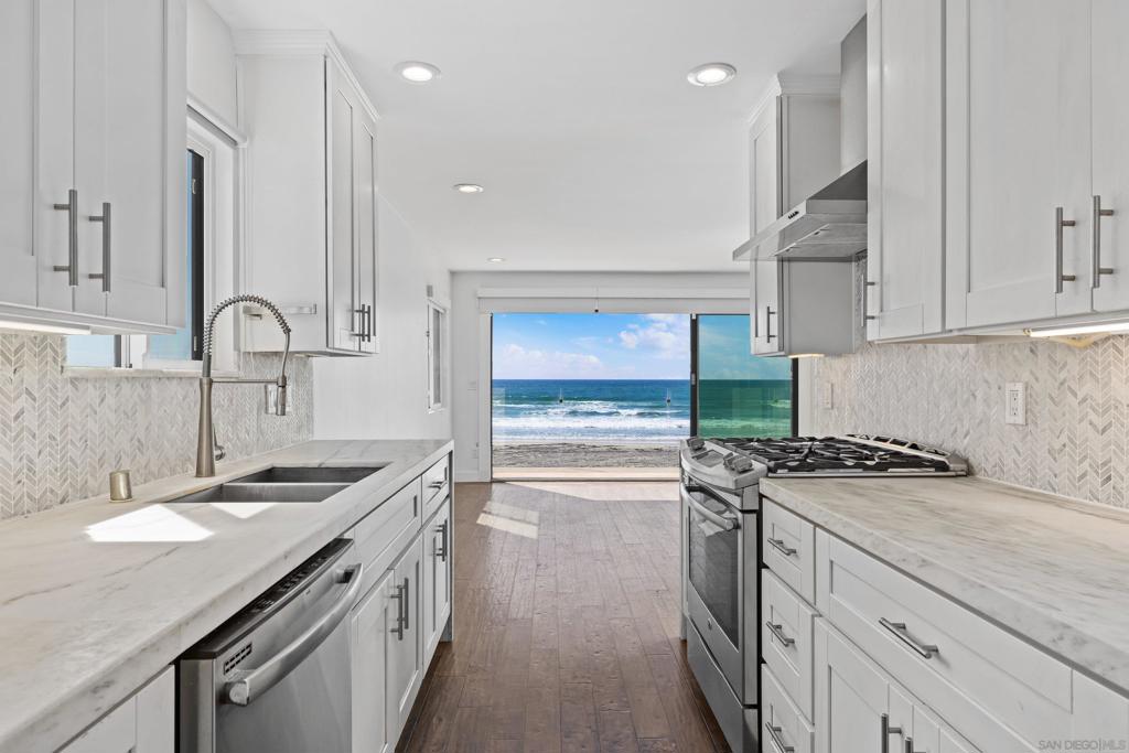 680 682 Ocean Ln Property Photo 22