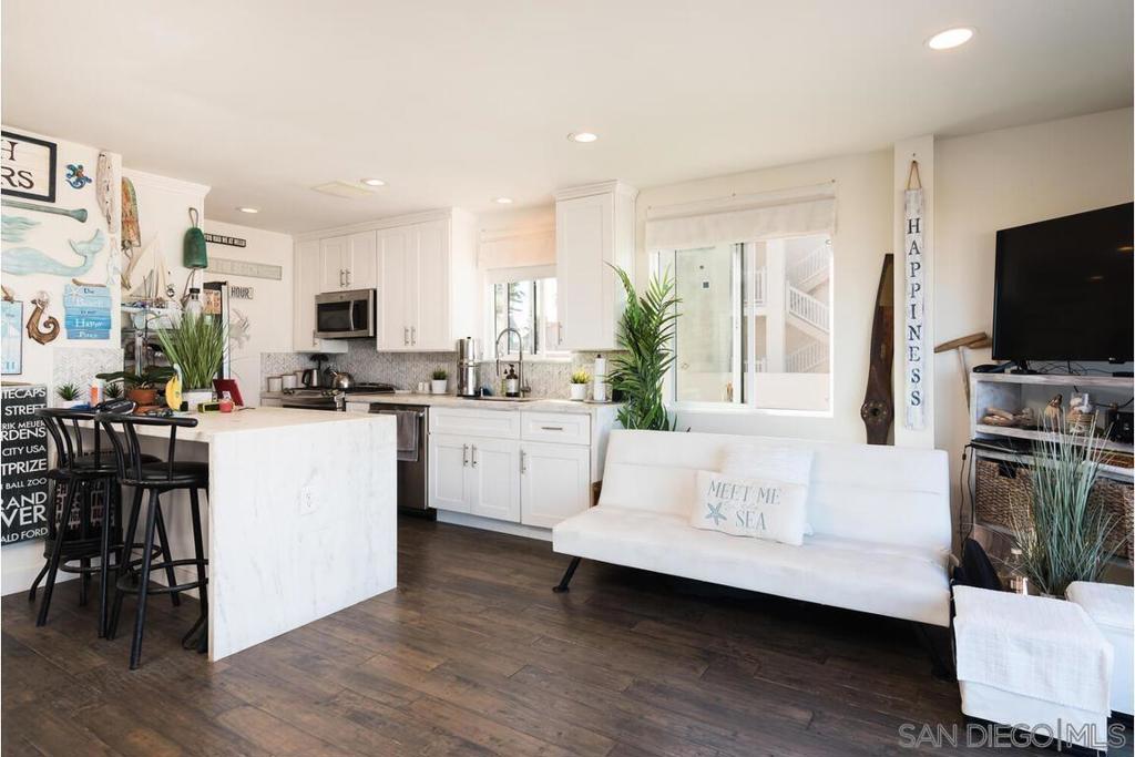 680 682 Ocean Ln Property Photo 28