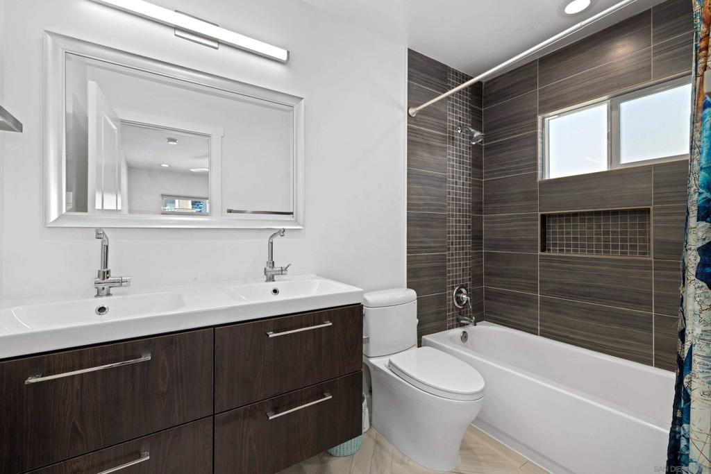 680 682 Ocean Ln Property Photo 29