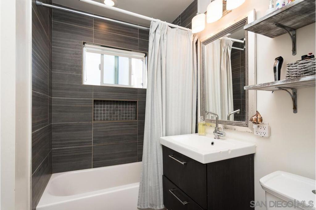 680 682 Ocean Ln Property Photo 32