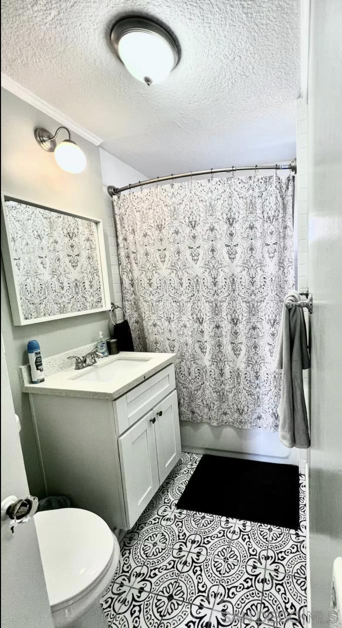 4131 Lamont St Property Photo 22