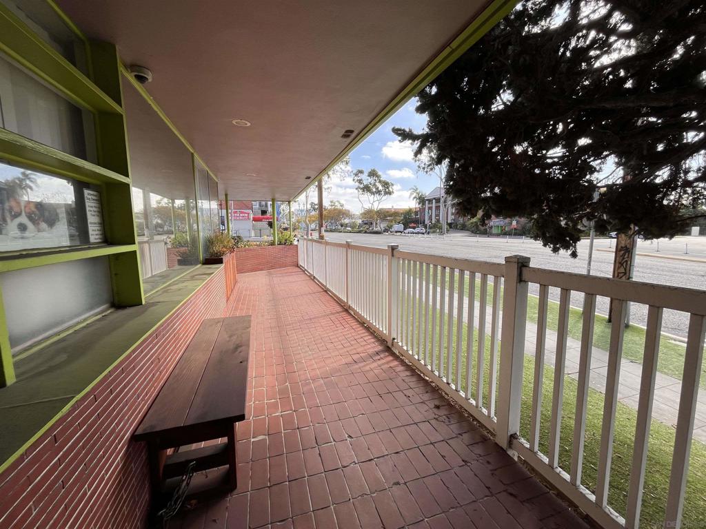 3685 5th Property Photo 6