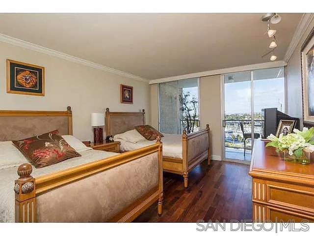 1750 Avenida Del Mundo 903 Property Photo 15