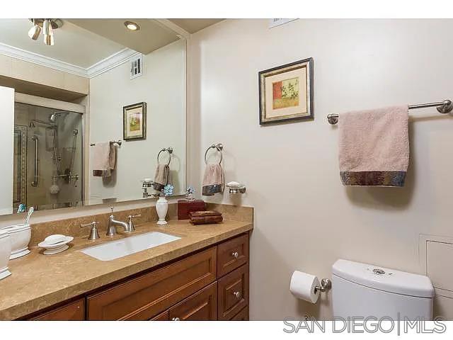 1750 Avenida Del Mundo 903 Property Photo 20