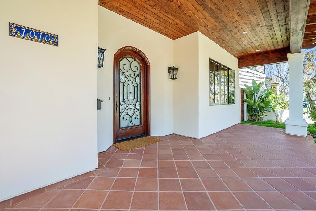 250017630SD Property Photo 6