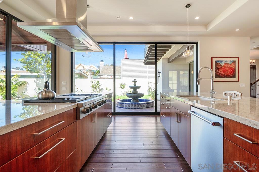 250017630SD Property Photo 21