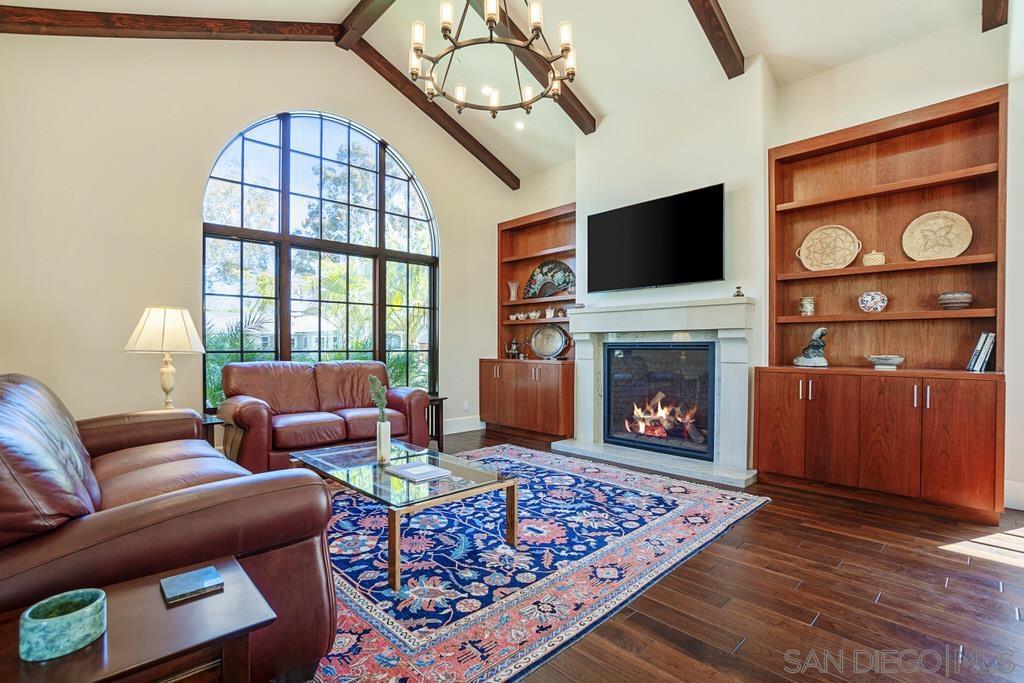 250017630SD Property Photo 28