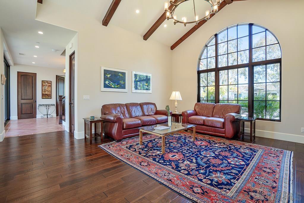 250017630SD Property Photo 29