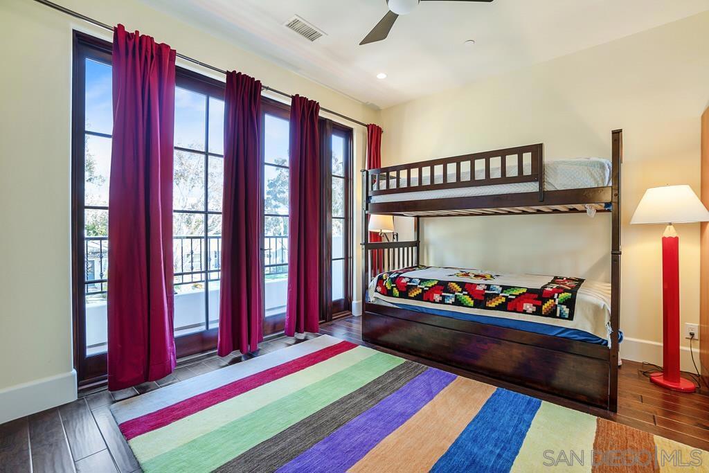 250017630SD Property Photo 35