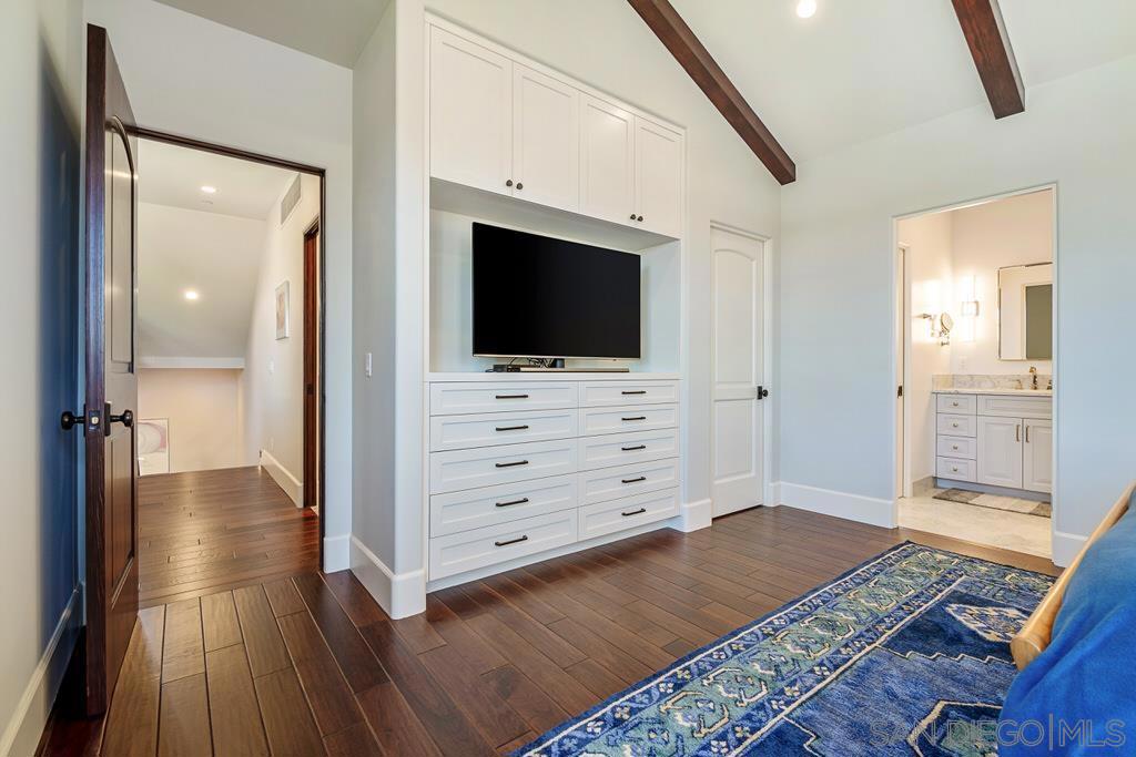 250017630SD Property Photo 43