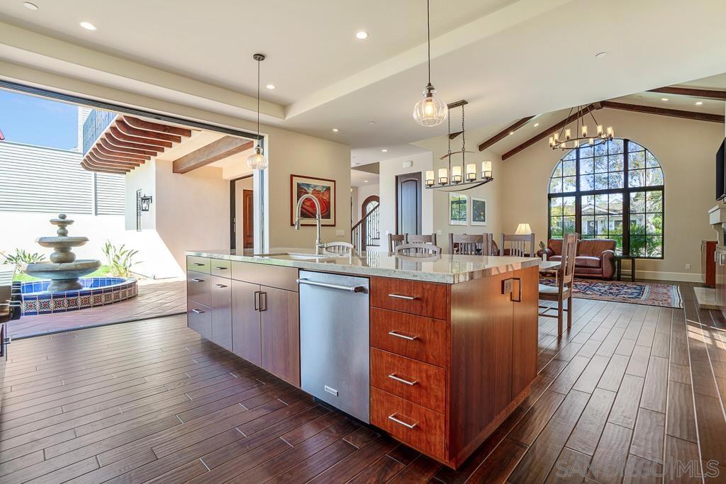 250017630SD Property Photo 67