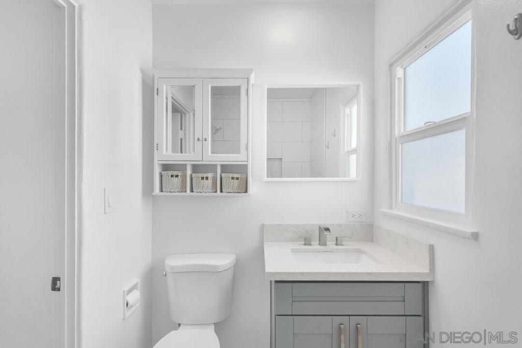 4764 66 College Ave Property Photo 17