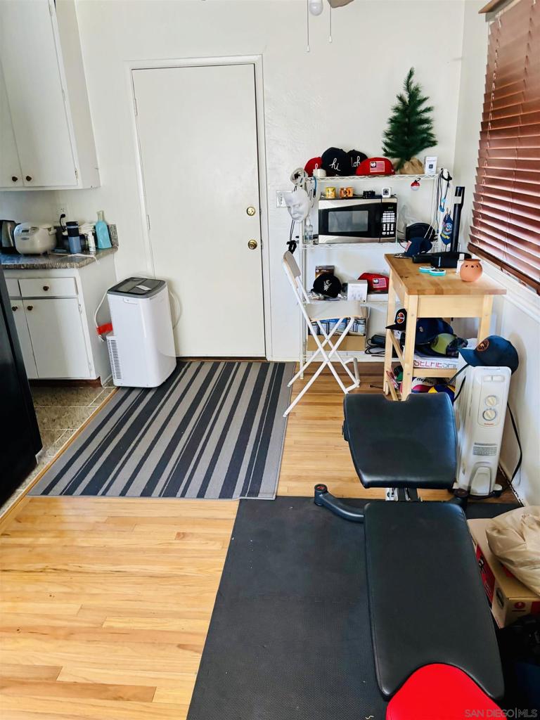 3320 22 Vancouver Ave Property Photo 24