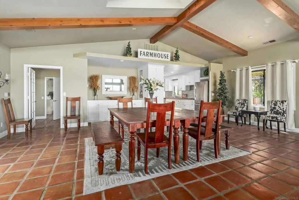 21619 E Hwy 12 Road Property Photo