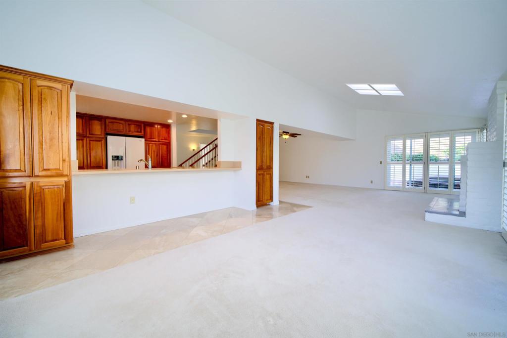 624 Nardito Ln Property Photo 9