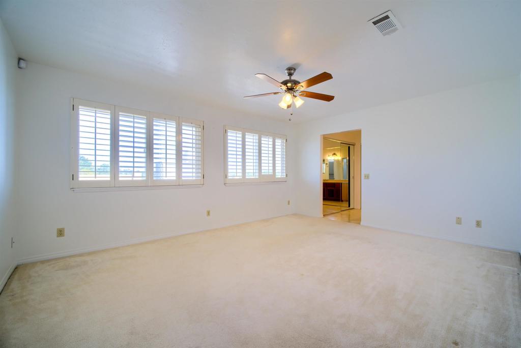 624 Nardito Ln Property Photo 18