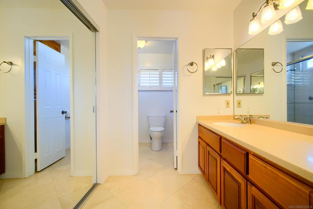 624 Nardito Ln Property Photo 20