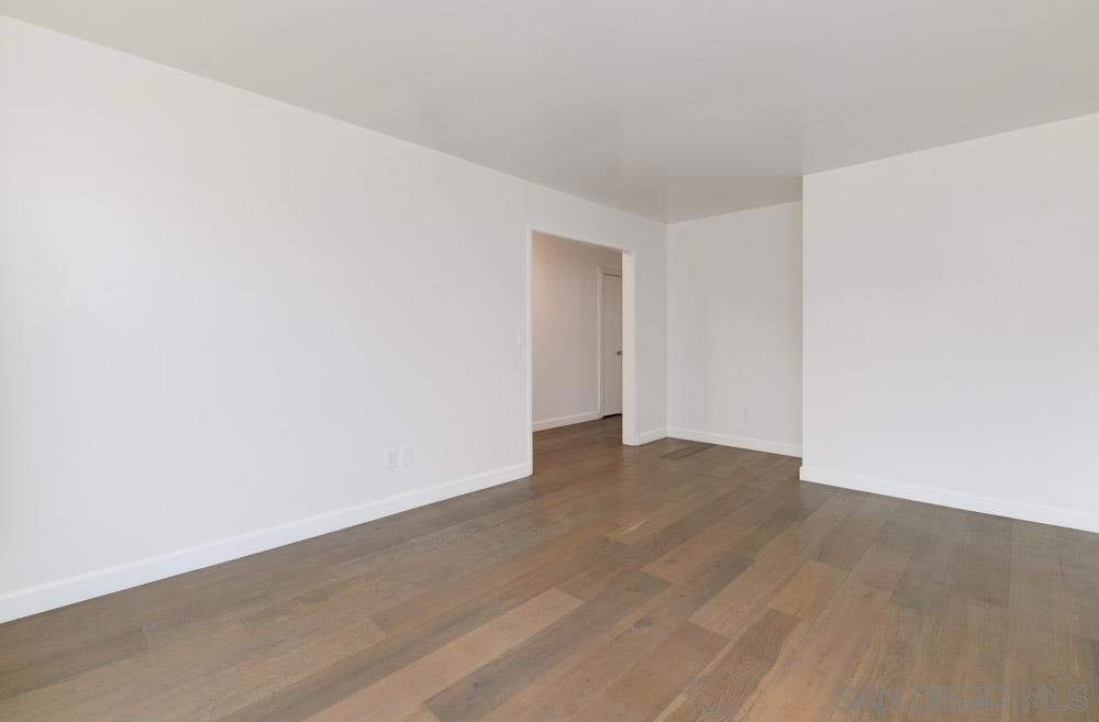 554 7th St Property Photo 15