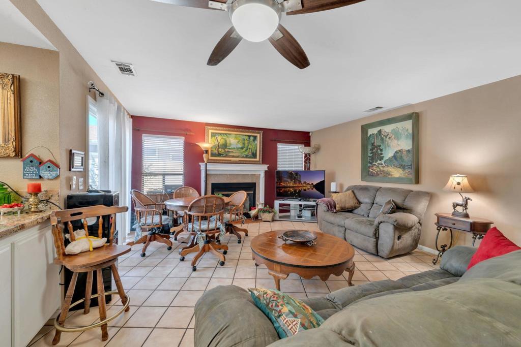 1109 Hilo Gln Property Photo 14