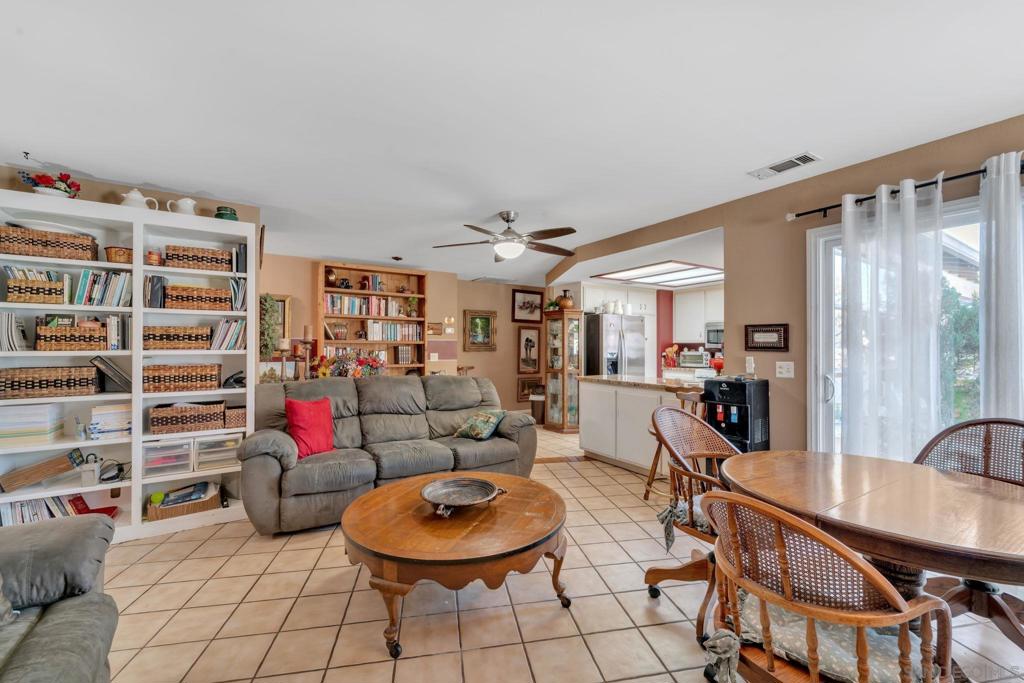 1109 Hilo Gln Property Photo 16