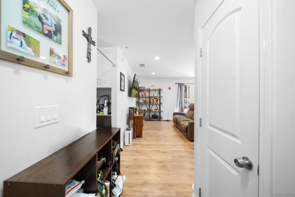 8025 Gribble Street Property Photo 6
