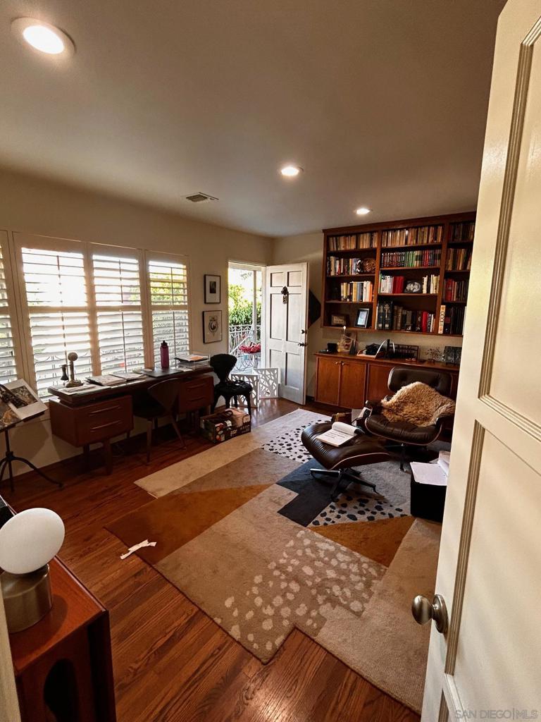 2920 First Avenue Property Photo 19