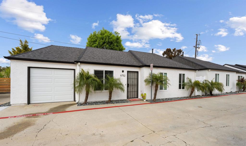 6752 Solita Ave Property Photo 11