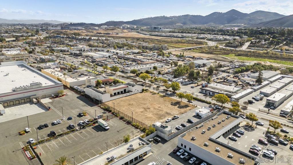880 W San Marcos Blvd Property Photo 11