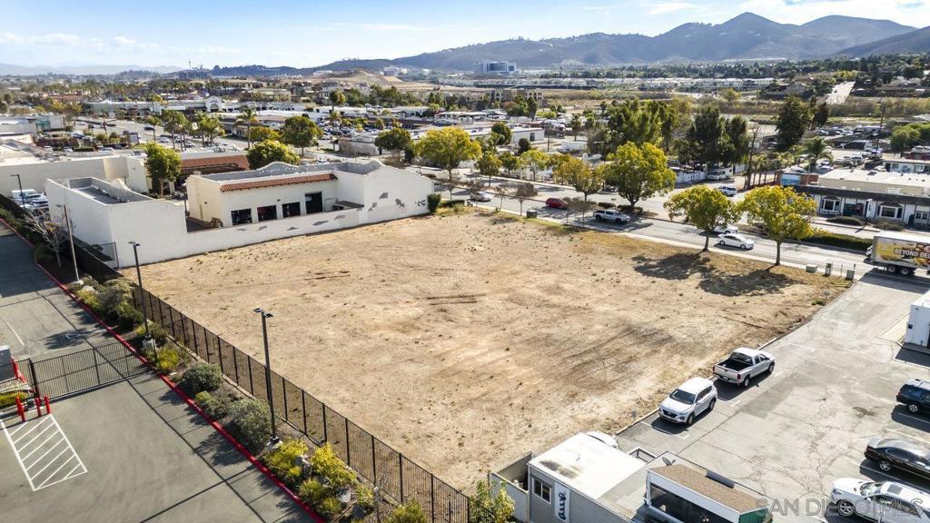 880 W San Marcos Blvd Property Photo 14