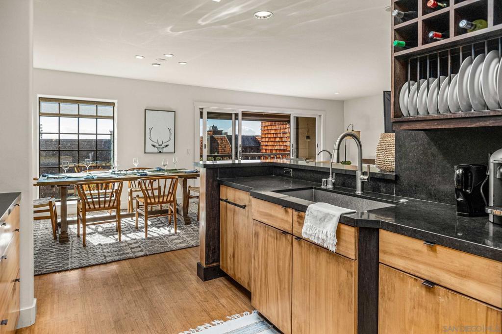 12933 Caminito Del Canto Property Photo 9
