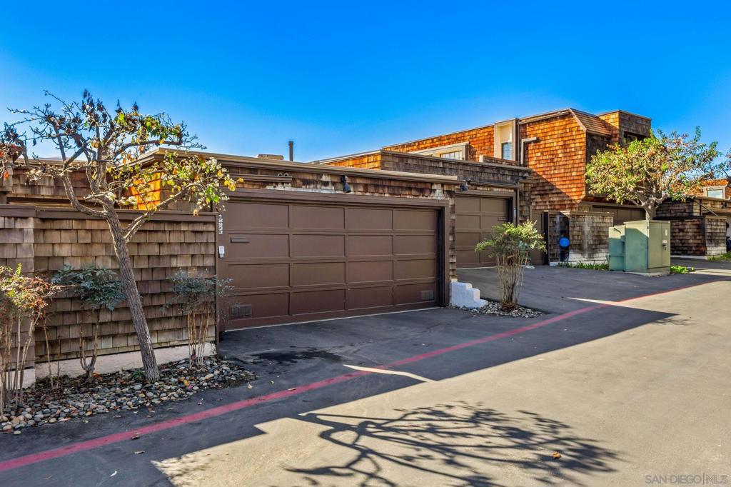 12933 Caminito Del Canto Property Photo 32