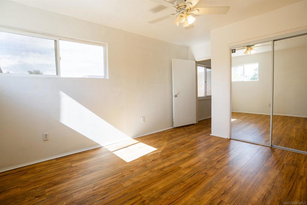 12643 Castle Court Dr Property Photo 28