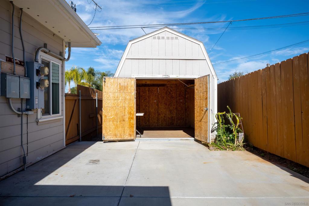 12643 Castle Court Dr Property Photo 56