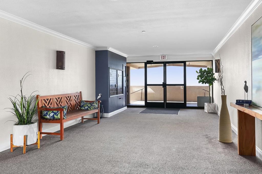 4667 Ocean Blvd 108 Property Photo 4