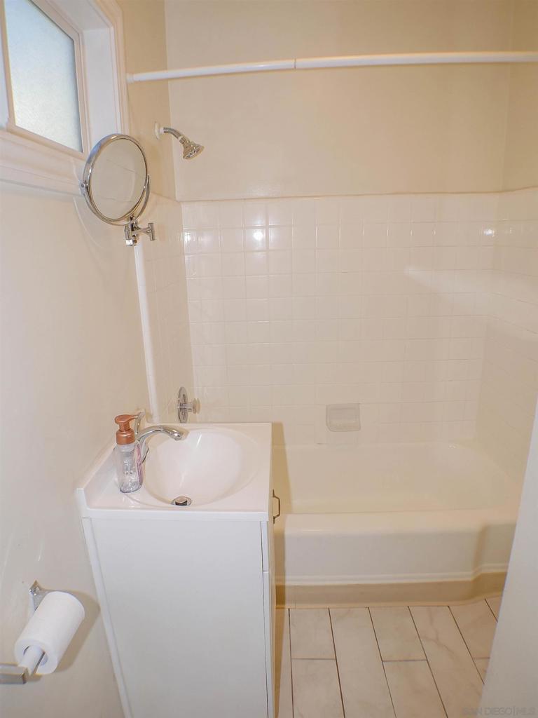 1027 Wilbur Ave Property Photo 29