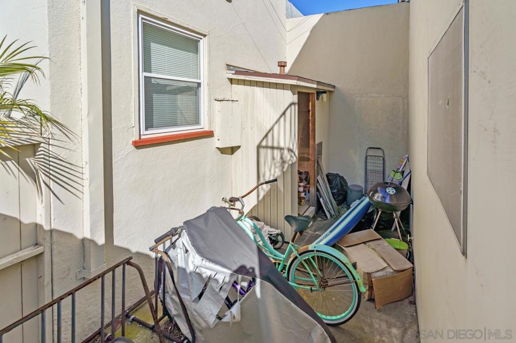 1027 Wilbur Ave Property Photo 31