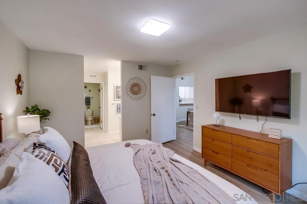 12242 Paseo Lucido C Property Photo 17