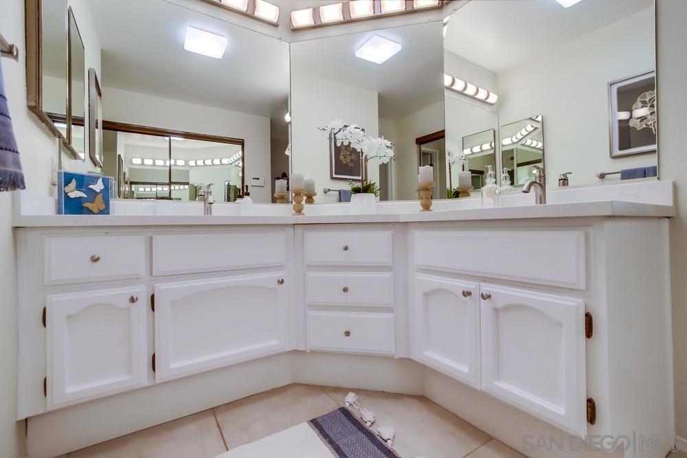 12242 Paseo Lucido C Property Photo 19